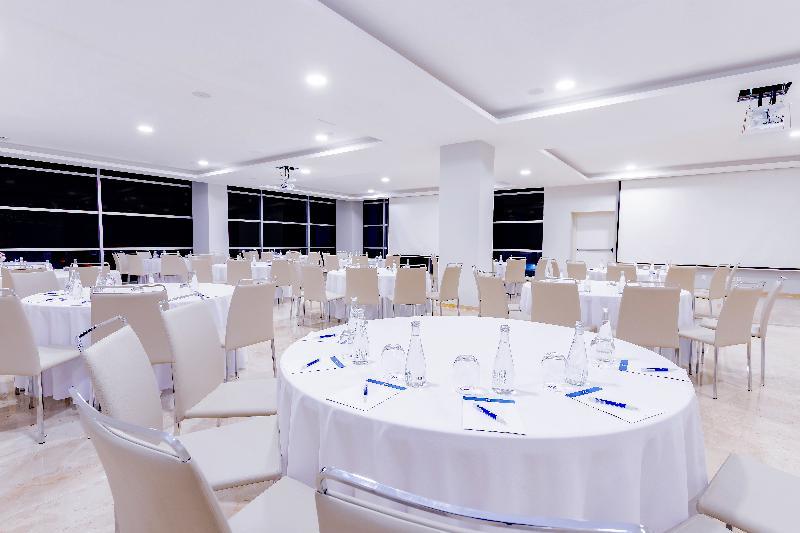 Nh Puebla Finsa Hotel Buitenkant foto